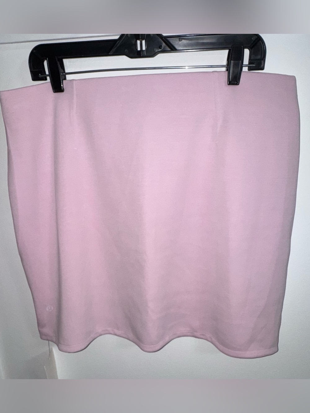 Softstreme ™
High-Rise Mini Skirt